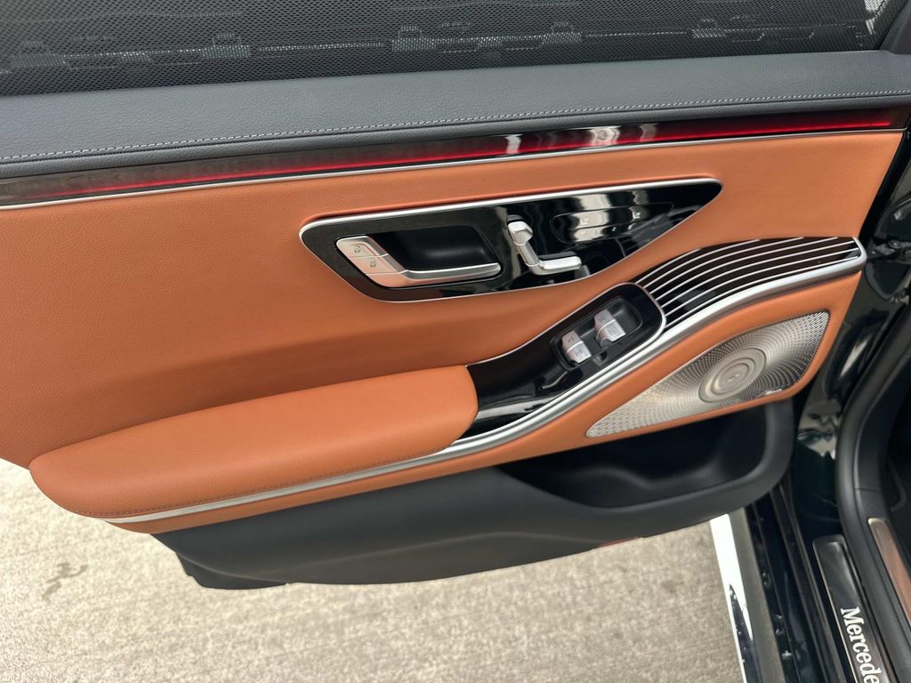 Thumbnail: 2026 Mercedes-Benz S-Class - 15