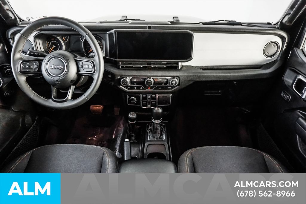 Used 2025 Black Jeep Sport S image 25