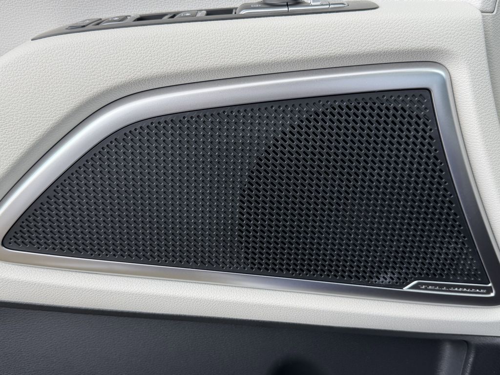 new 2025 Kia Telluride car, priced at $40,031