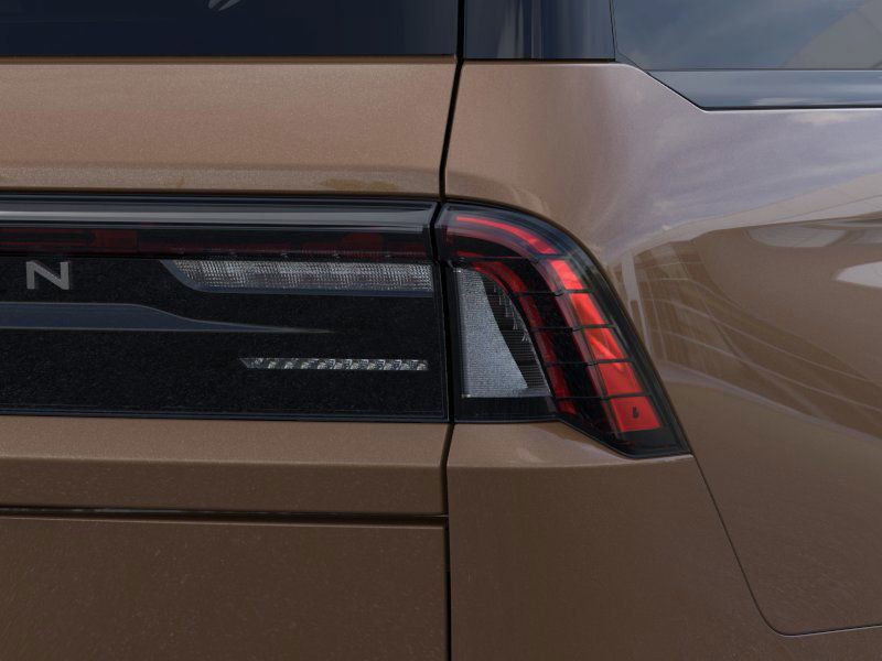 Thumbnail: 2025 Lincoln Navigator L - 21