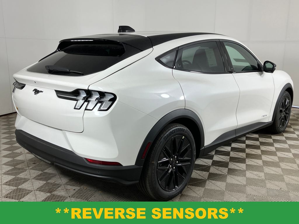 2025 Ford Mustang Mach-E Select photo 4