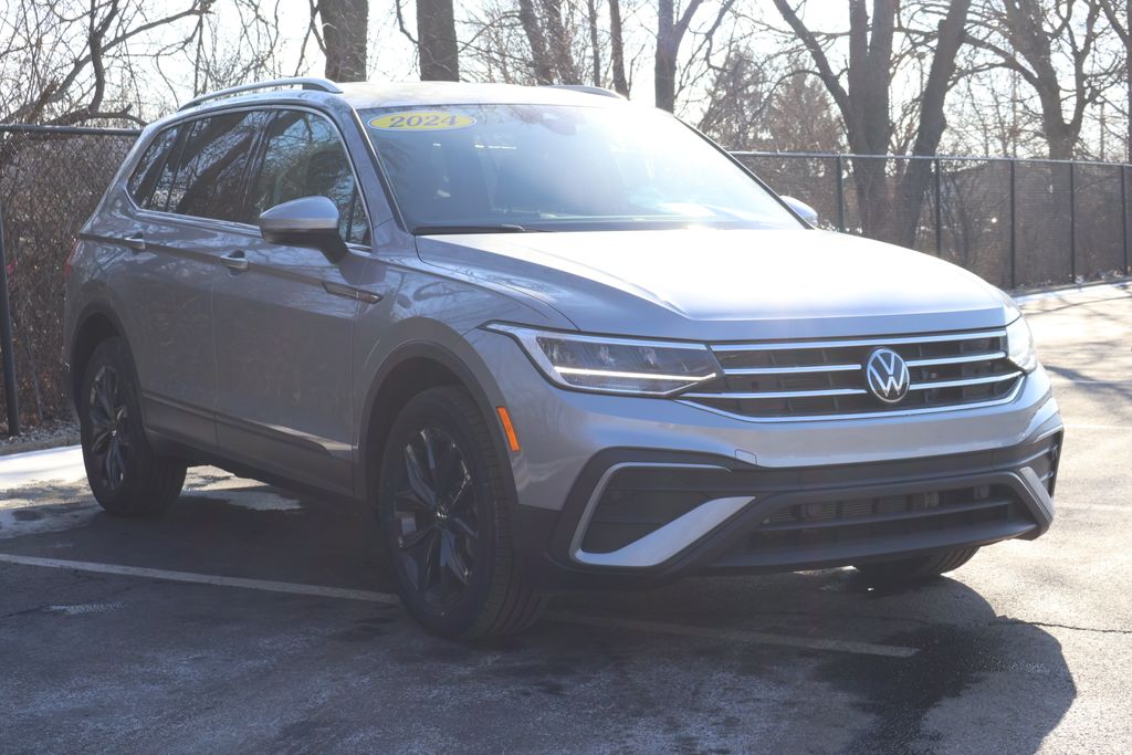 Thumbnail: 2024 Volkswagen Tiguan - 10