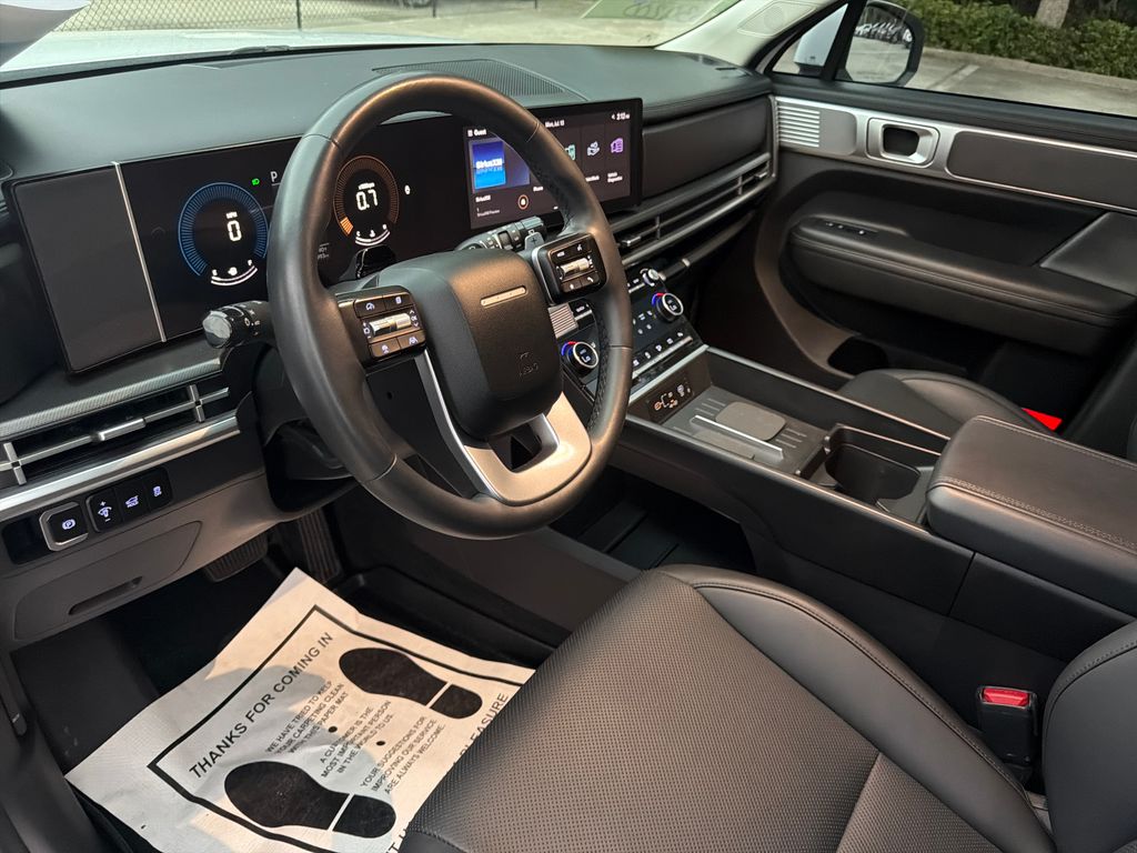 Certified Used 2024 White Hyundai SEL image 6