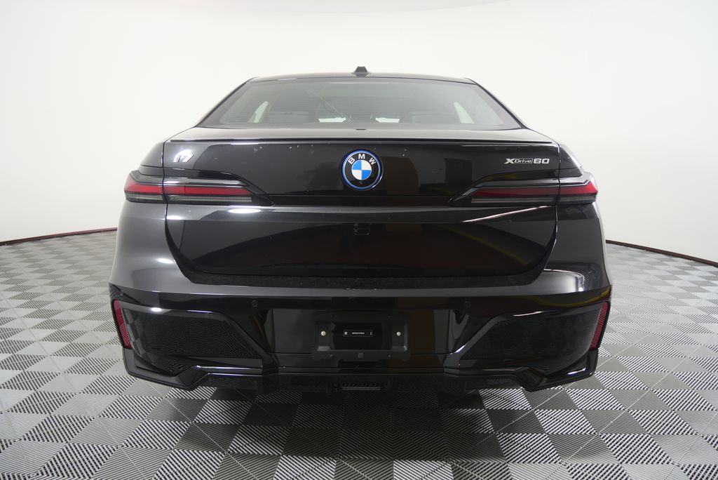 Thumbnail: 2026 BMW i7 - 4