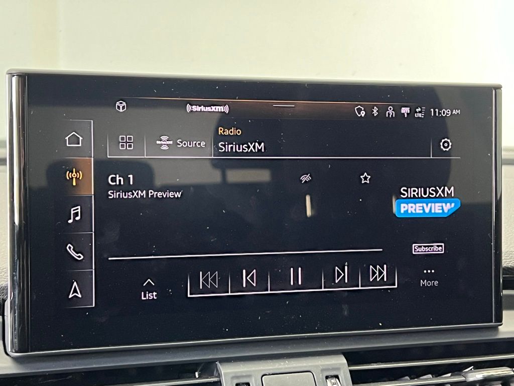 Thumbnail: 2021 Audi SQ5 - 14