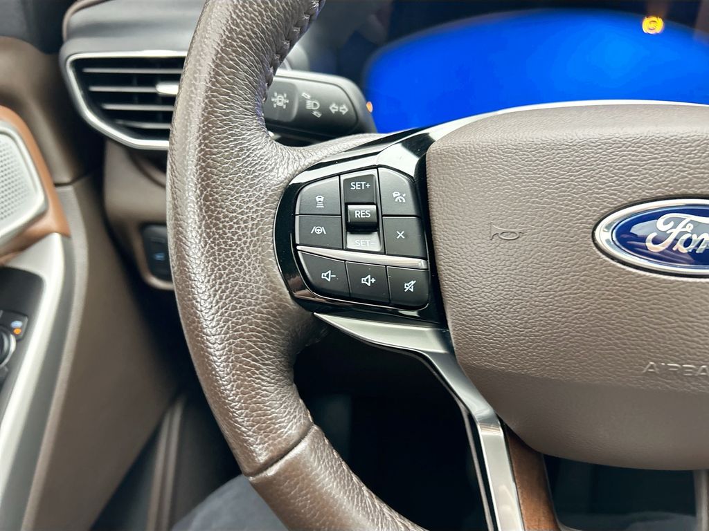 Thumbnail: 2022 Ford Explorer - 11