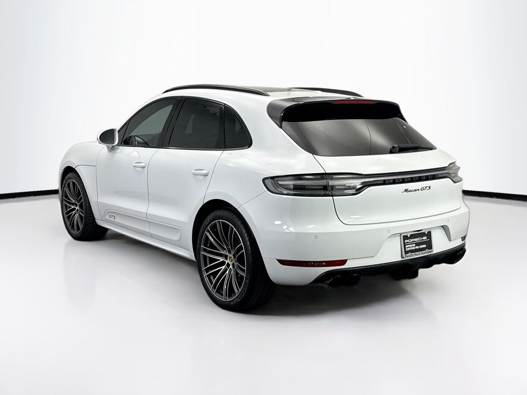 Thumbnail: 2020 Porsche Macan - 3