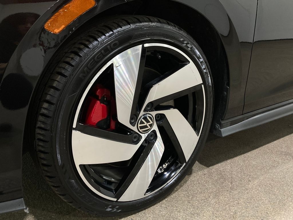 2024 Volkswagen Golf GTI 2.0T S