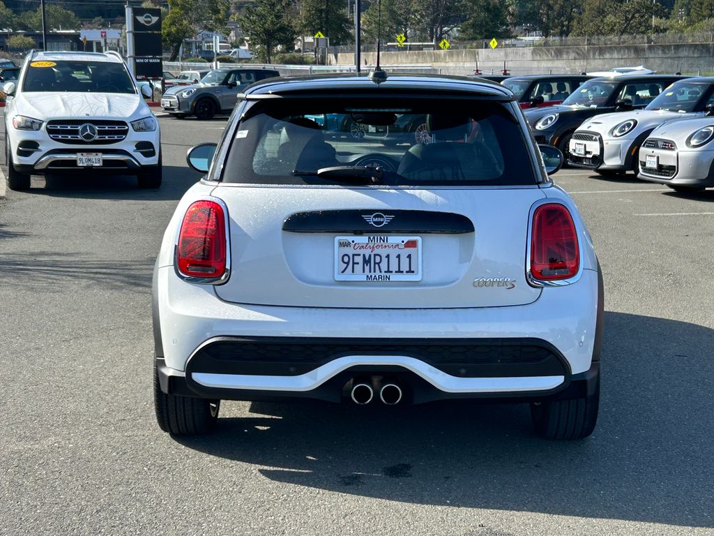 Thumbnail: 2023 MINI Cooper - 4