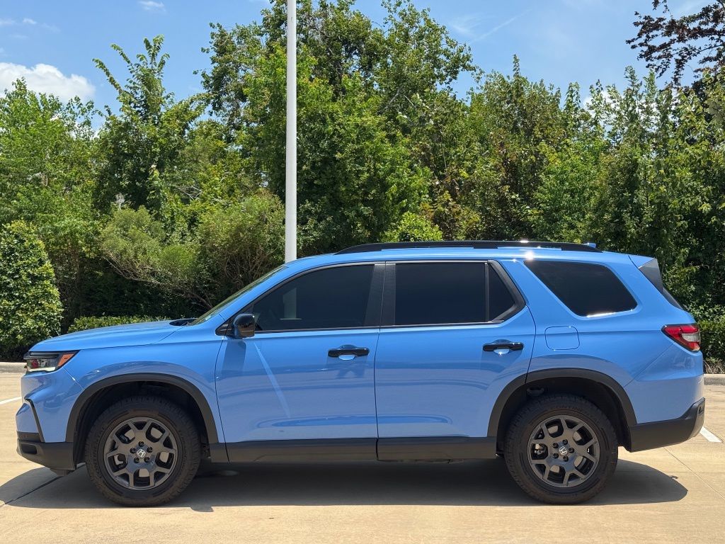 2024 Honda Pilot TrailSport Blue at AutoSavvy Houston Southwest