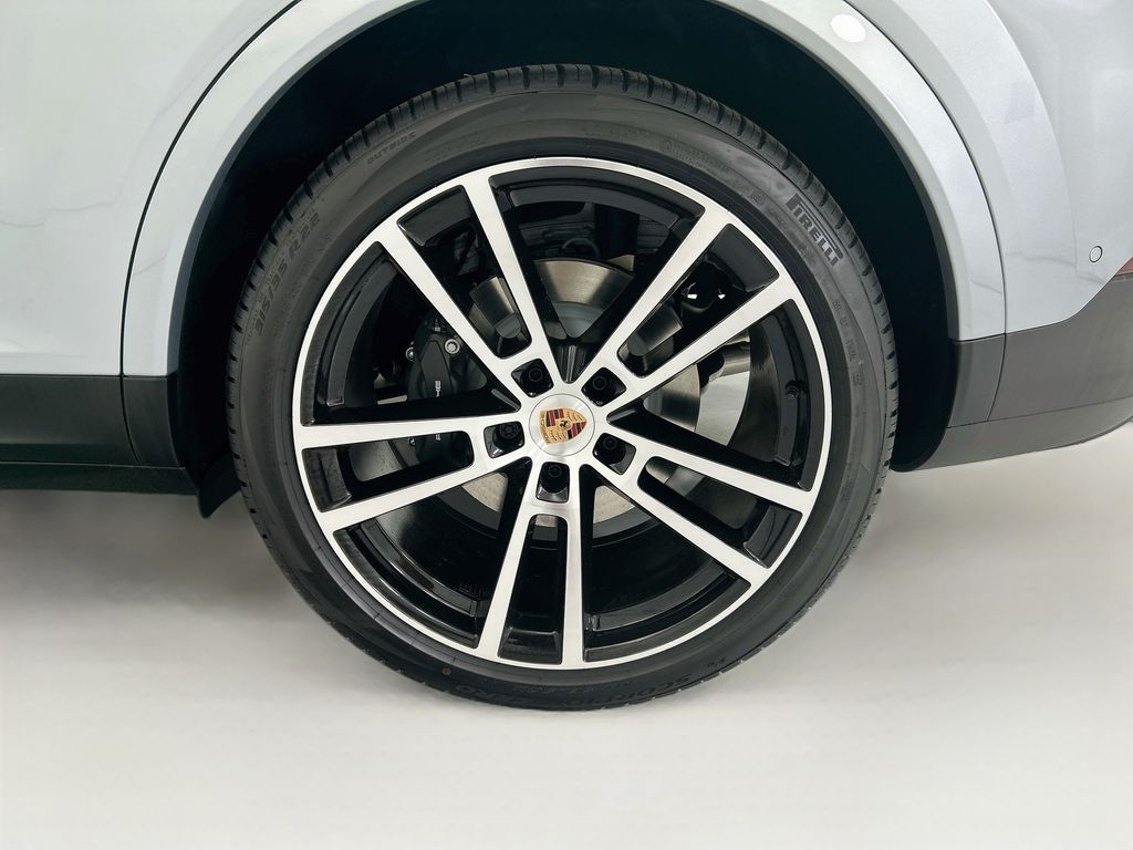 New 2026 Silver Porsche  image 31