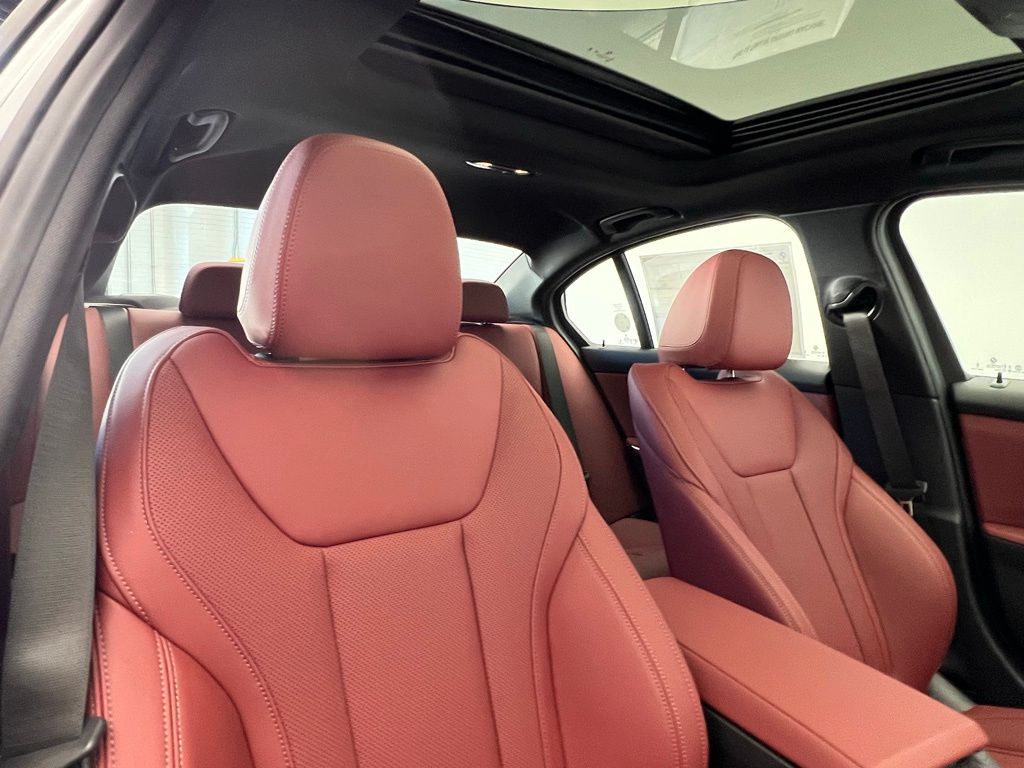 Thumbnail: 2026 BMW 3 Series - 7