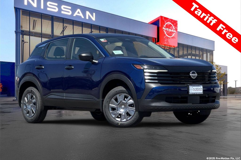 2026 Nissan Kicks 2.0 S's photo
