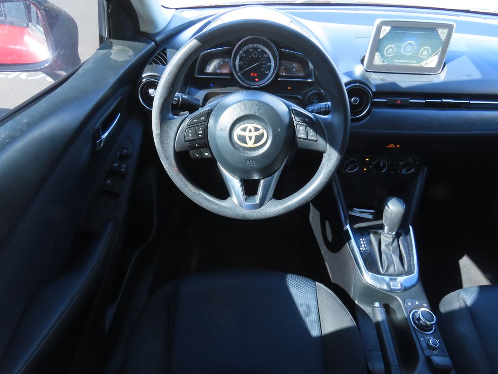 Thumbnail: 2018 Toyota Yaris - 5