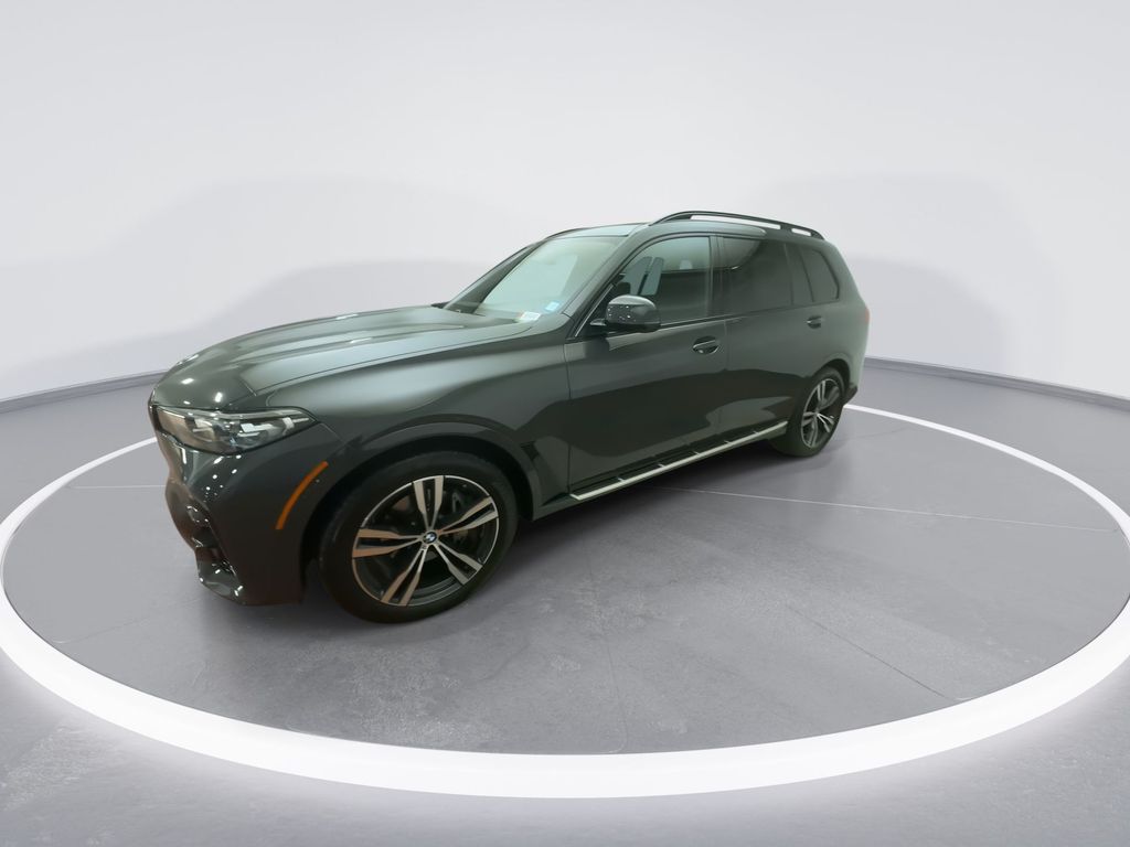 2022 BMW X7 xDrive40i 4