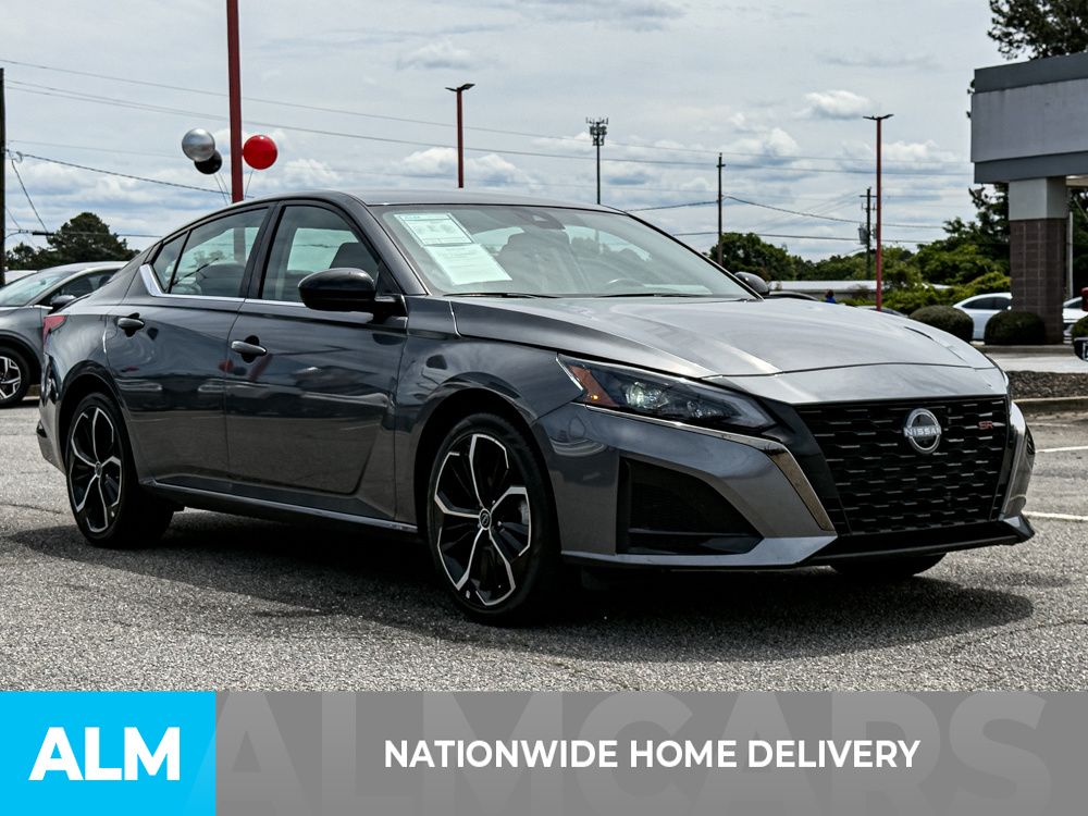 Used 2024 Gray Nissan 2.5 SR image 4