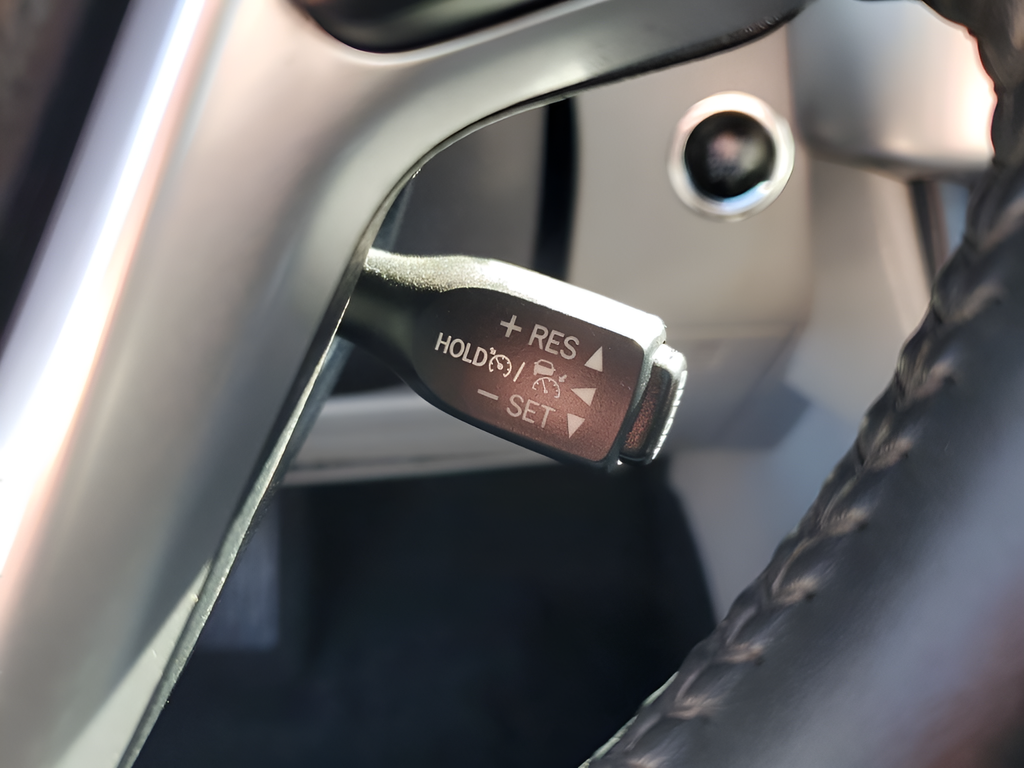 Used Car 2019 Toyota Highlander  Limited For Sale Under $30,000 In Austin, Texas