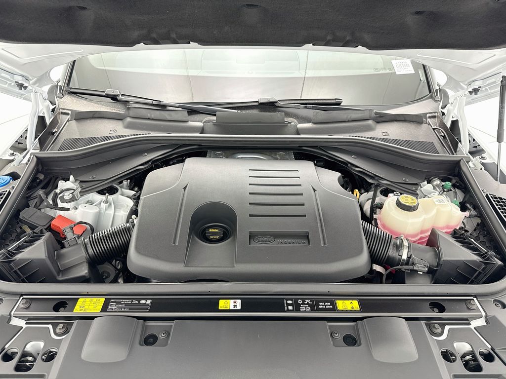 Thumbnail: 2026 Land Rover Range Rover Sport - 28
