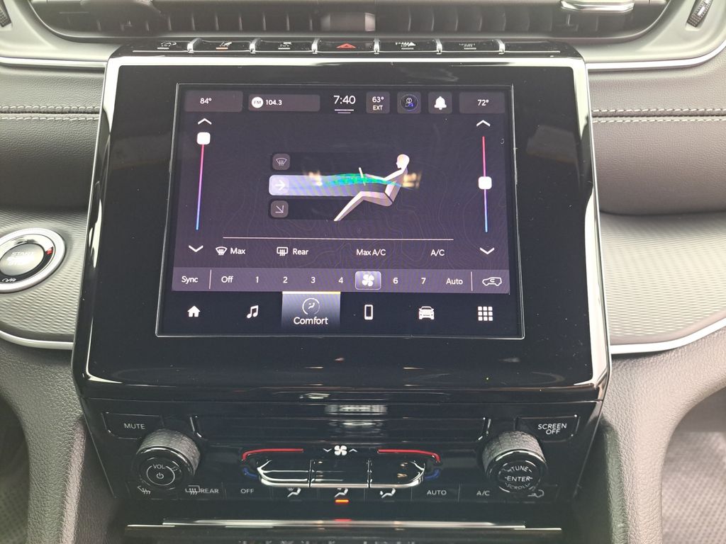 New Car 2025 Jeep Grand Cherokee  Laredo X For Sale Under $40,000 In Austin, Texas