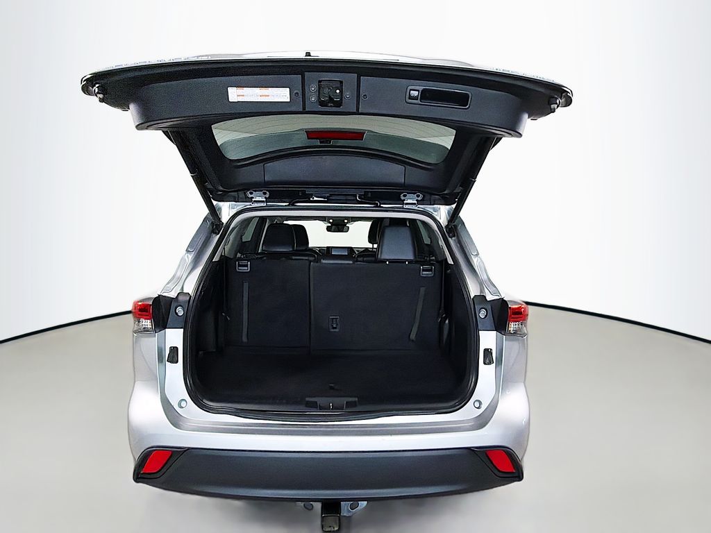 Used 2022 Toyota Highlander SUV