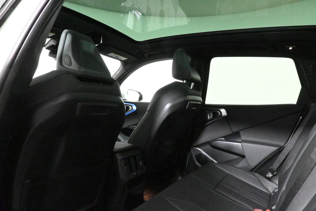 Thumbnail: 2026 BMW X3 - 32