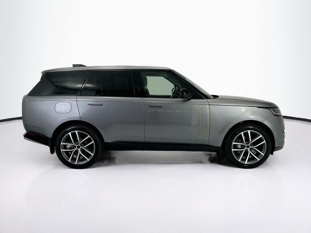 Thumbnail: 2026 Land Rover Range Rover - 4