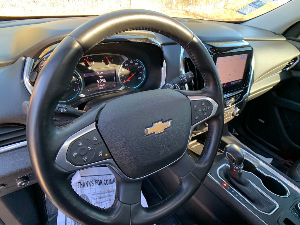 2021 Chevrolet Traverse Premier 37