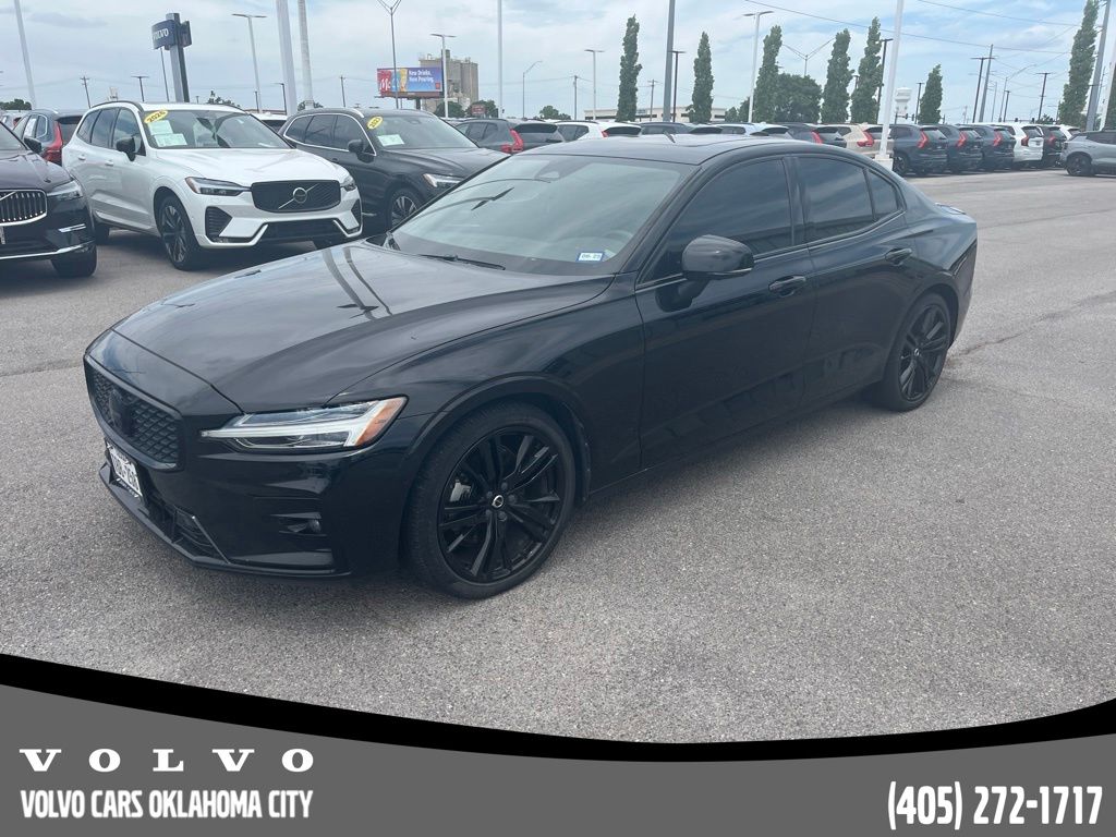 2024 Volvo S60 B5 Plus Black Edition