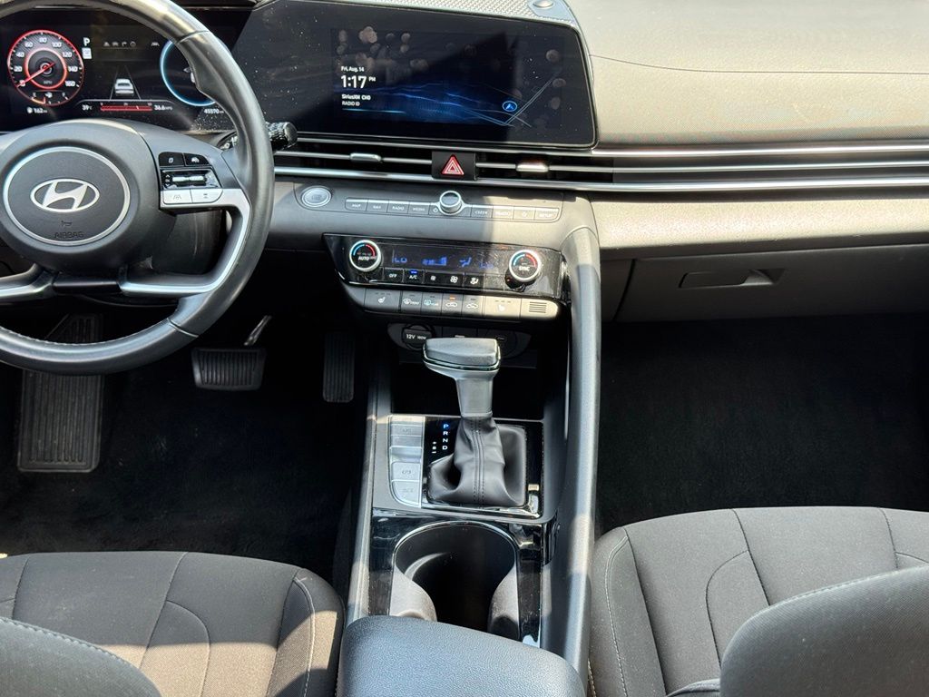 Used 2025 Hyundai Elantra Sedan