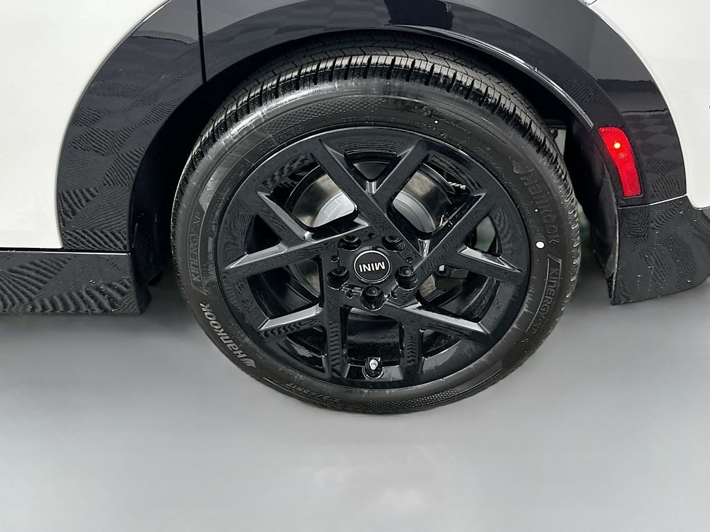 Thumbnail: 2026 MINI Cooper - 22