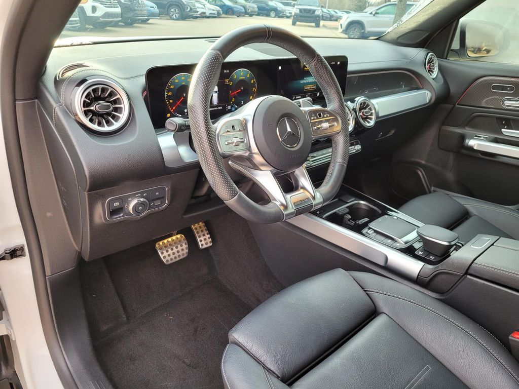 used 2022 Mercedes-Benz GLB car, priced at $32,300