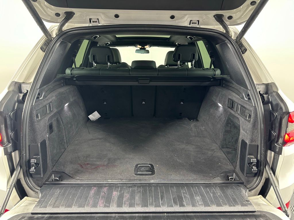 Thumbnail: 2021 BMW X5 - 28