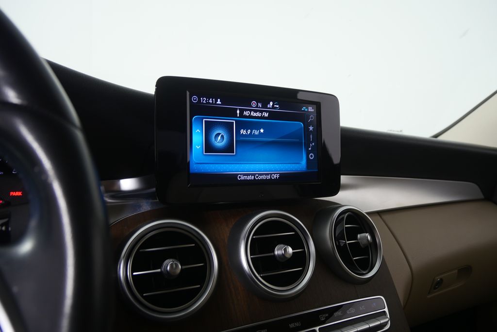 Thumbnail: 2019 Mercedes-Benz C-Class - 20