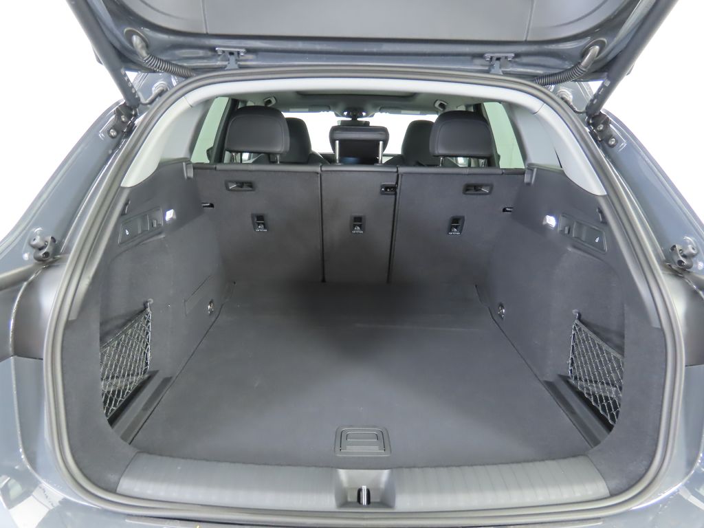 2025 Audi Q6 e-tron Premium 30