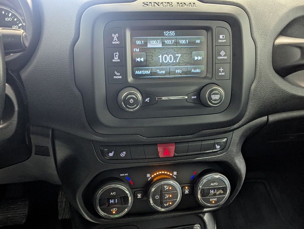 2015 Jeep Renegade Limited photo