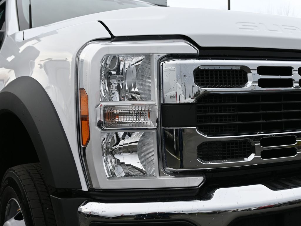 2024 Ford F-550 Super Duty 