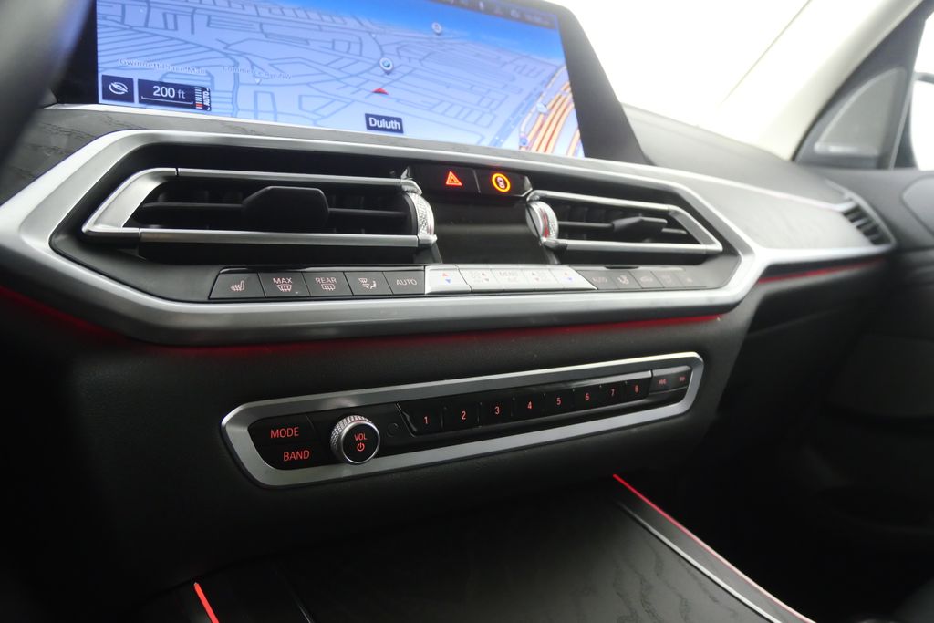 Thumbnail: 2021 BMW X7 - 26