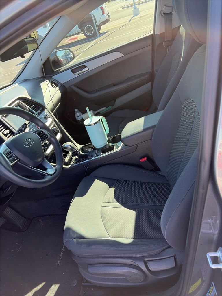 Thumbnail: 2019 Hyundai Sonata - 9