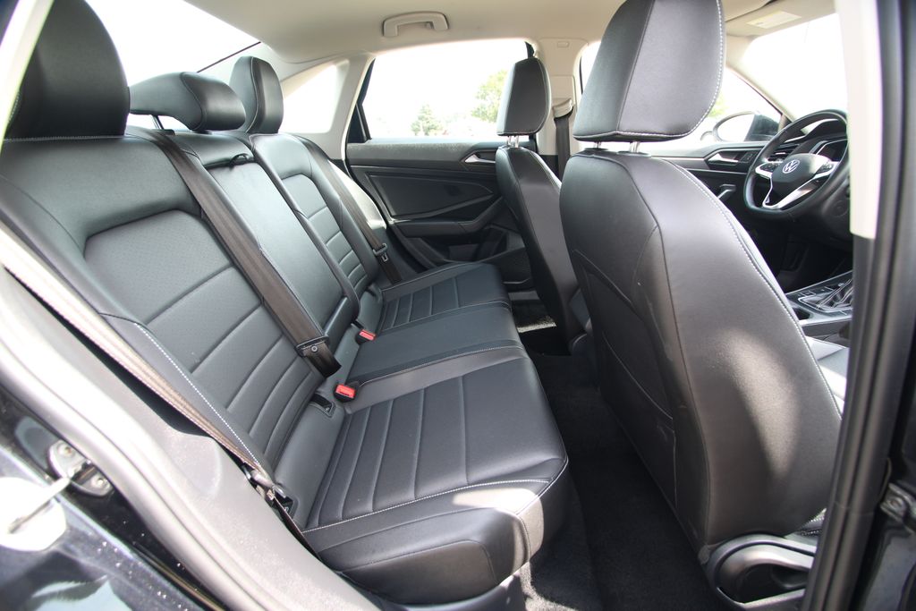 Used 2024 Volkswagen Jetta Sedan