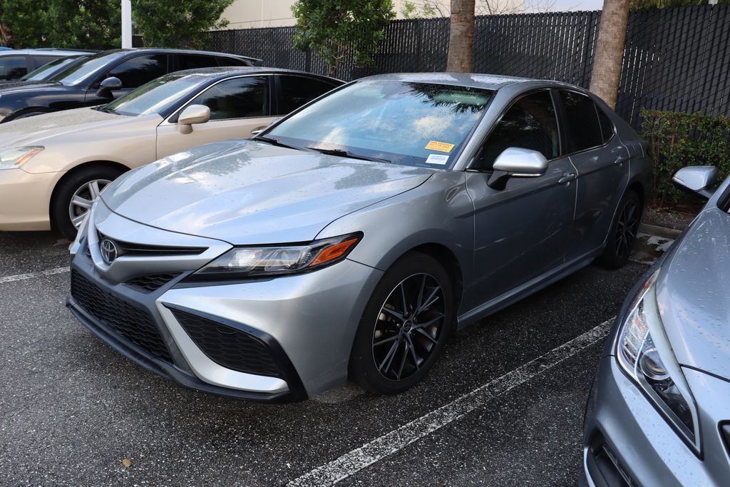 2022 Toyota Camry SE -
                West Palm Beach, FL