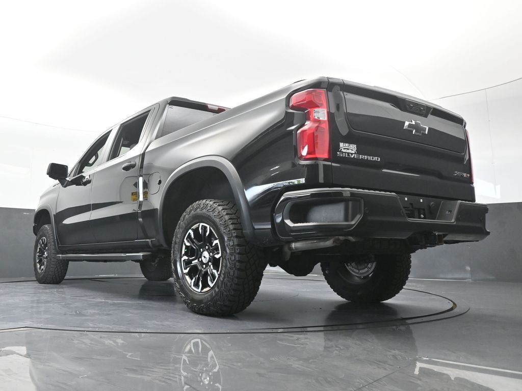 Used 2025 Black Chevrolet ZR2 image 70