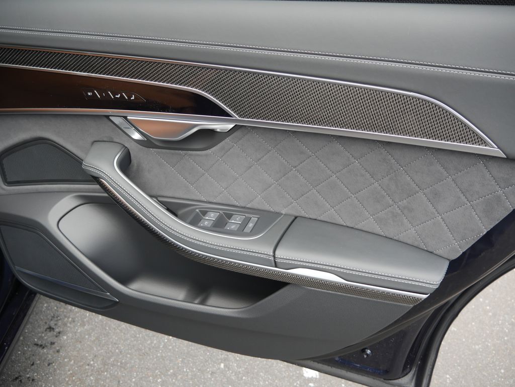 Thumbnail: 2026 Audi S8 - 20