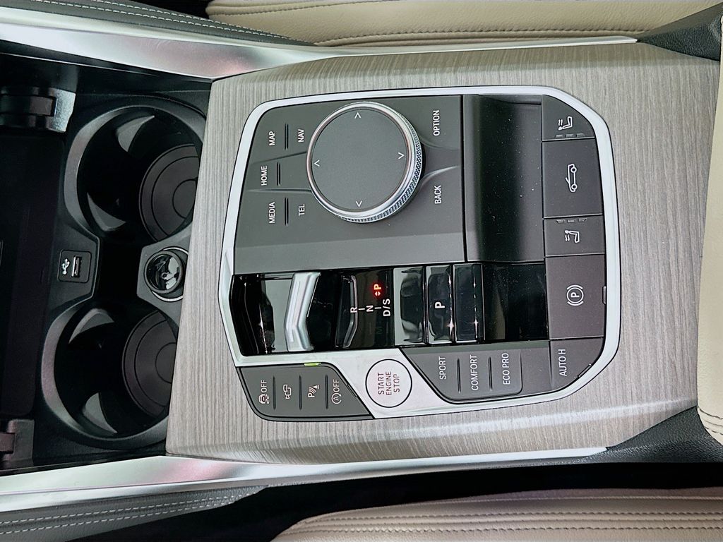 Thumbnail: 2026 BMW 4 Series - 15