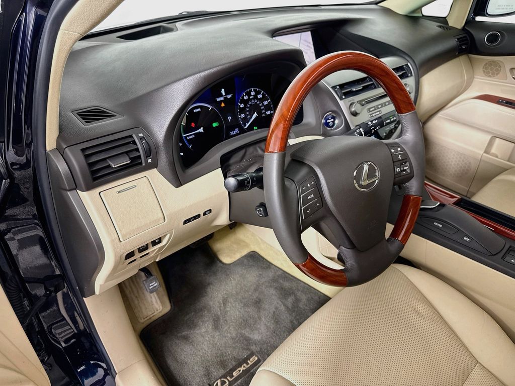 Thumbnail: 2010 Lexus RX - 9