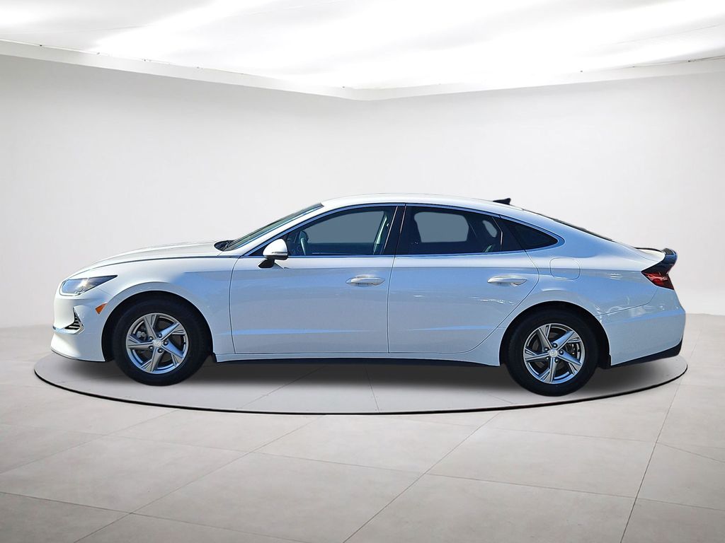 2022 Hyundai Sonata SE - 3