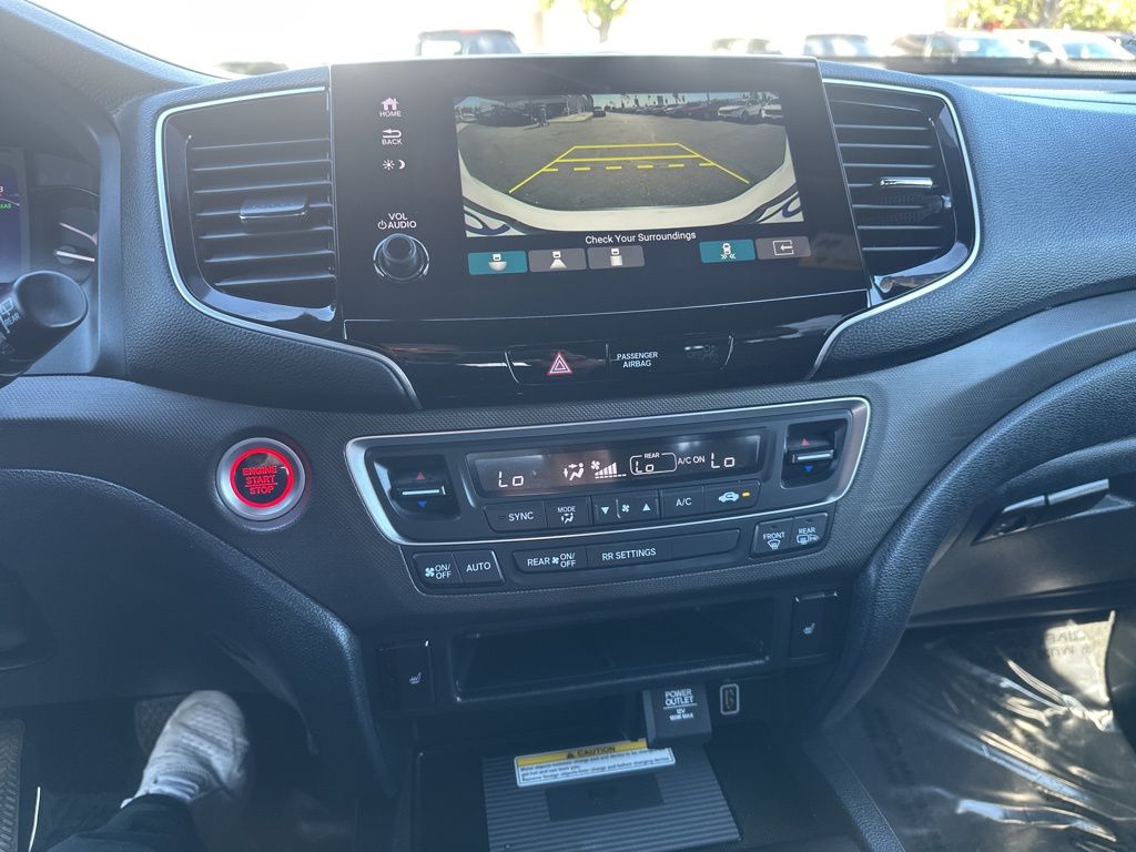Thumbnail: 2022 Honda Passport - 22