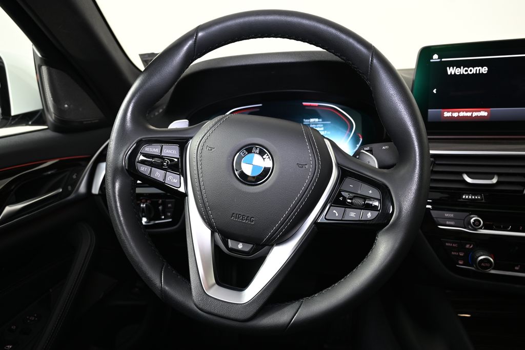 2022 BMW 5 Series 530i xDrive 17
