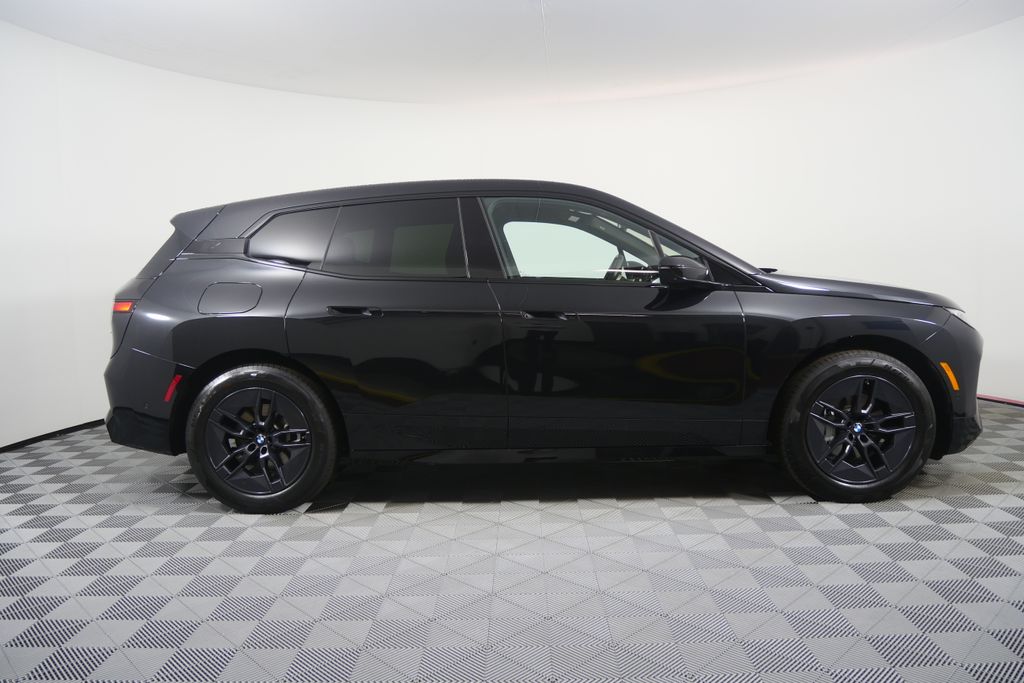 Thumbnail: 2026 BMW iX - 6