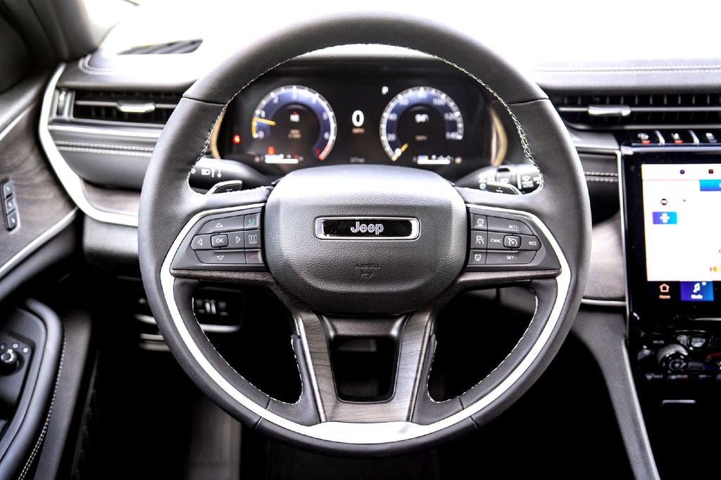 New Car 2025 Jeep Grand Cherokee L  Limited For Sale Under $50,000 In Taylor, Texas