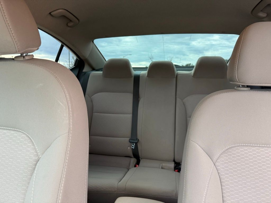 Thumbnail: 2019 Hyundai Elantra - 20